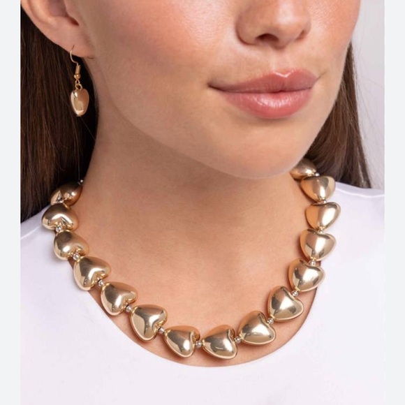 💛💛💛 “HELLO HEARTSTRINGS” MULTI GOLD AND SILVER HEART NECKLACE ~ PAPARAZZI❗️ - Picture 2 of 4